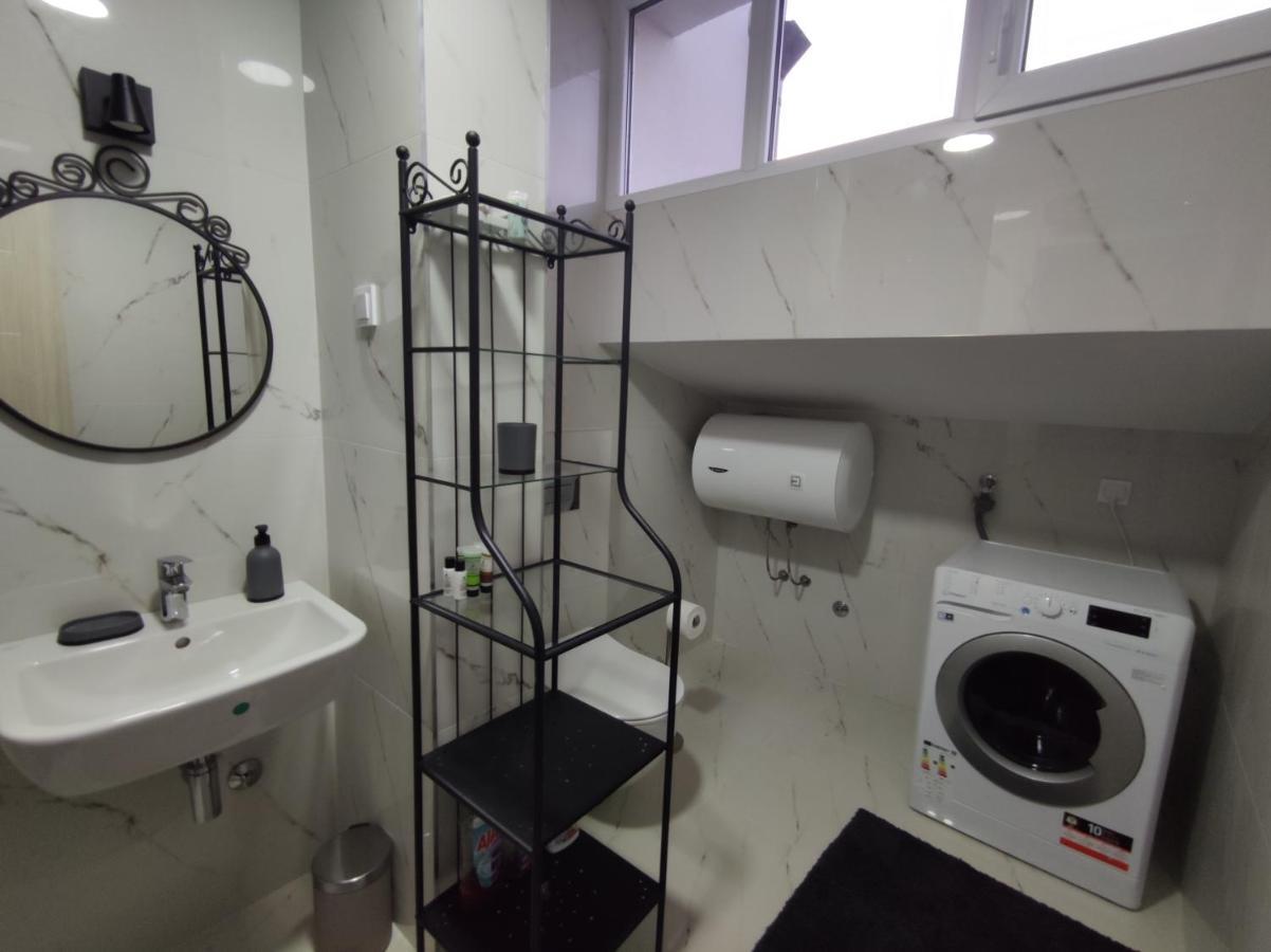 Blue Apartment Riverside Подгорица Экстерьер фото